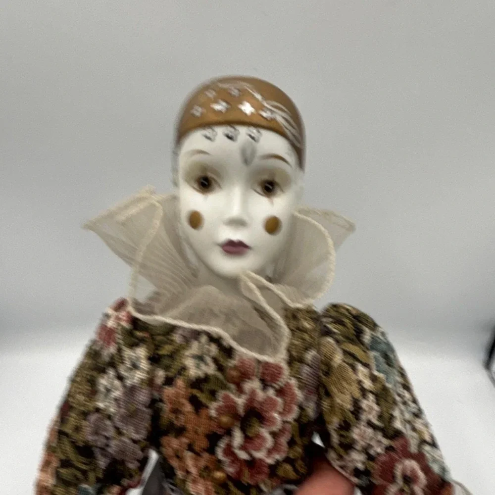 Silverstri Porcelain Doll Girl Floral/Gold Painted Head Light Complexion